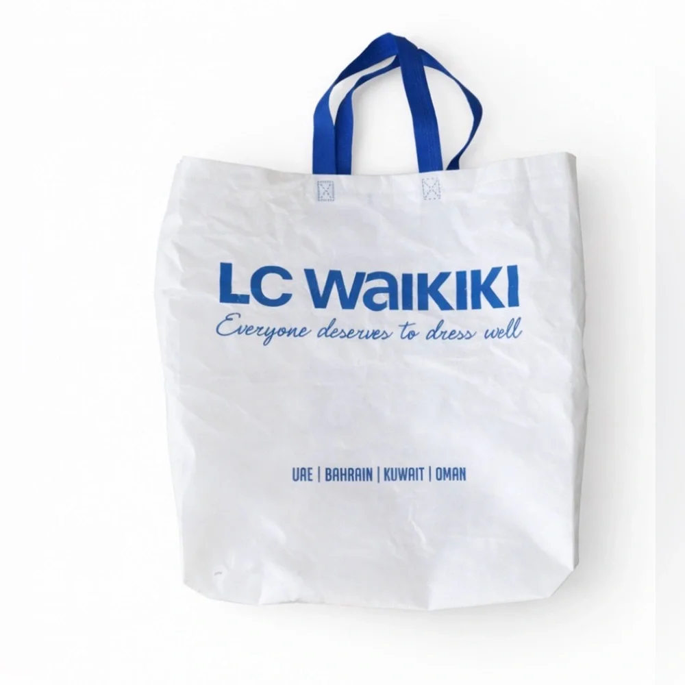 LC Waikiki Tote, Free With Another Purchase